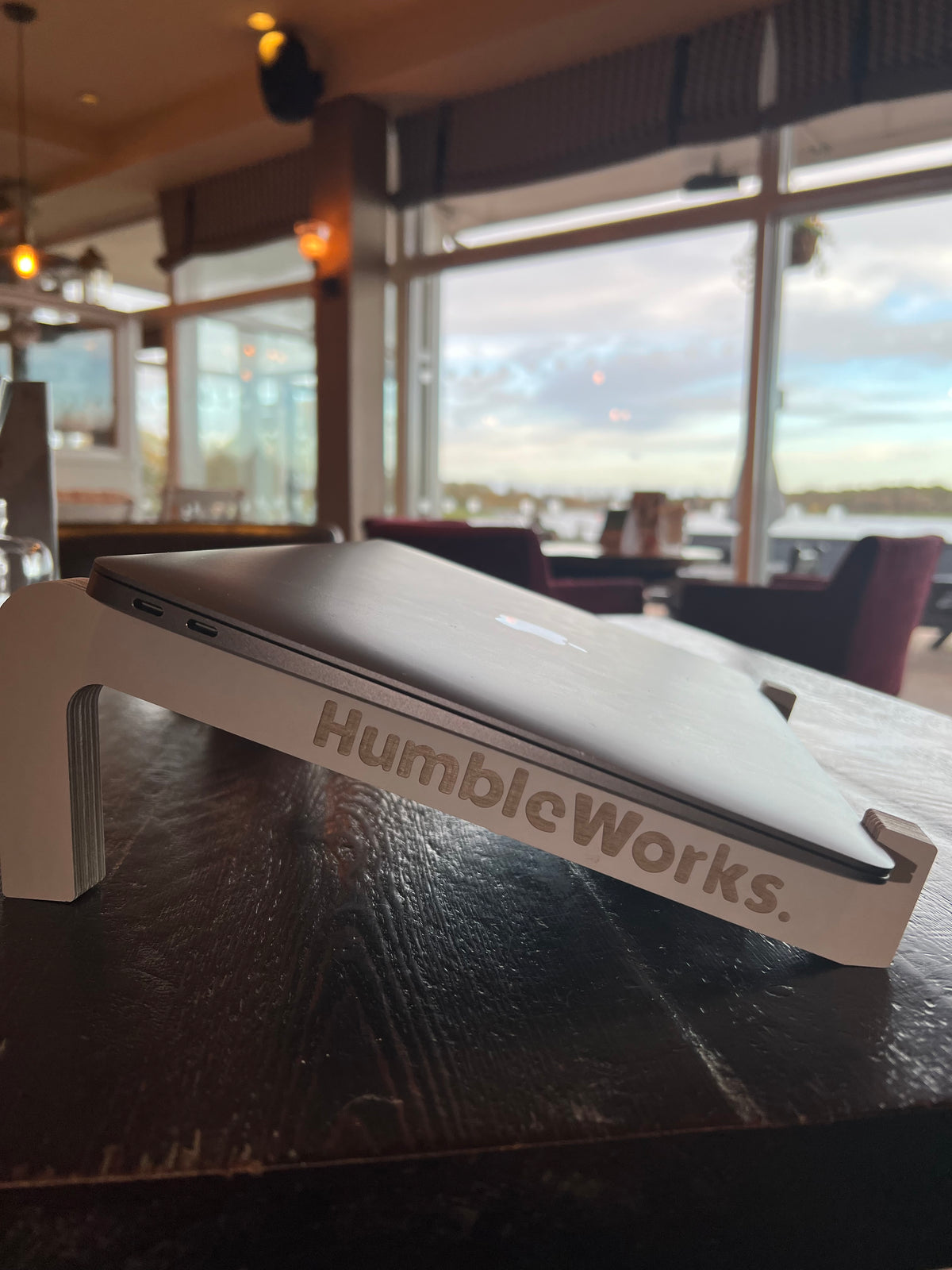 Laptop riser
